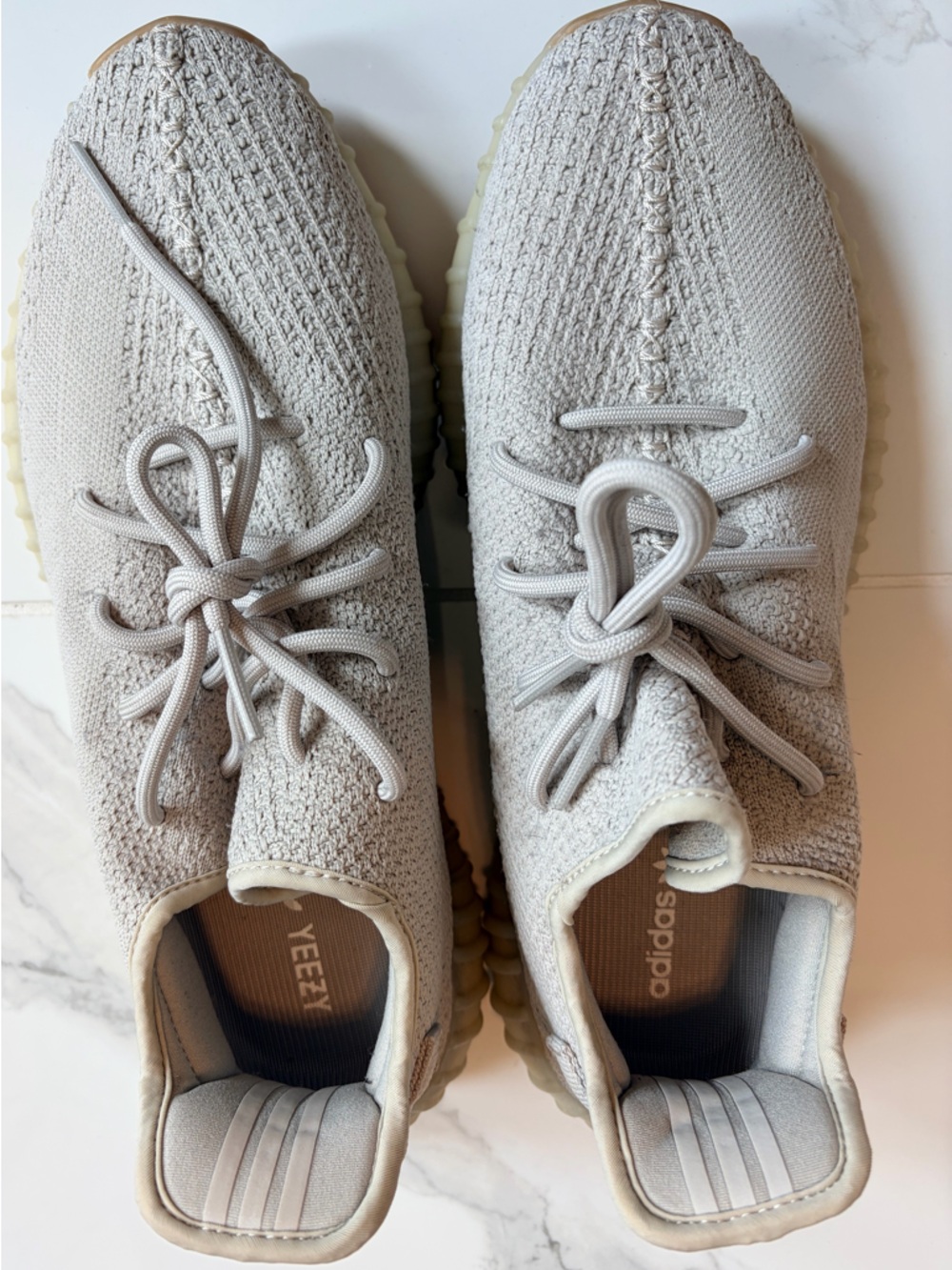 Adidas Yeezy Beige/Light Gray Knit Low-Top Sneaker Excellent Condition